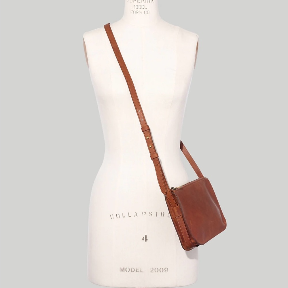 Madewell leather Simple Crossbody Bag